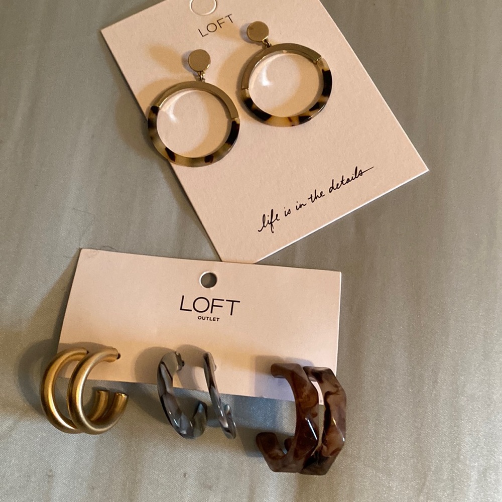 Ann Taylor loft earrings.